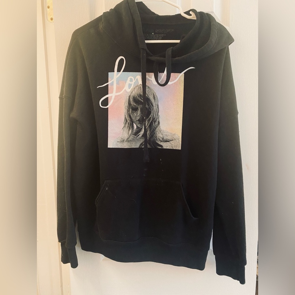 black hoodie lover era taylor swift